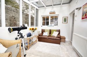 Garden room- click for photo gallery